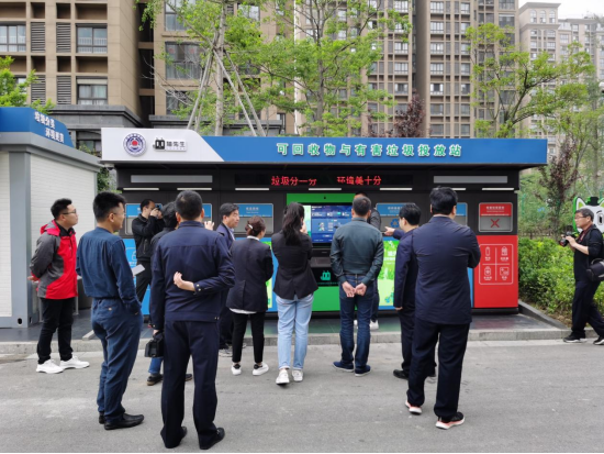 貓先生環(huán)保垃圾房，定時(shí)定點(diǎn)生活垃圾投放站，垃圾房廠家